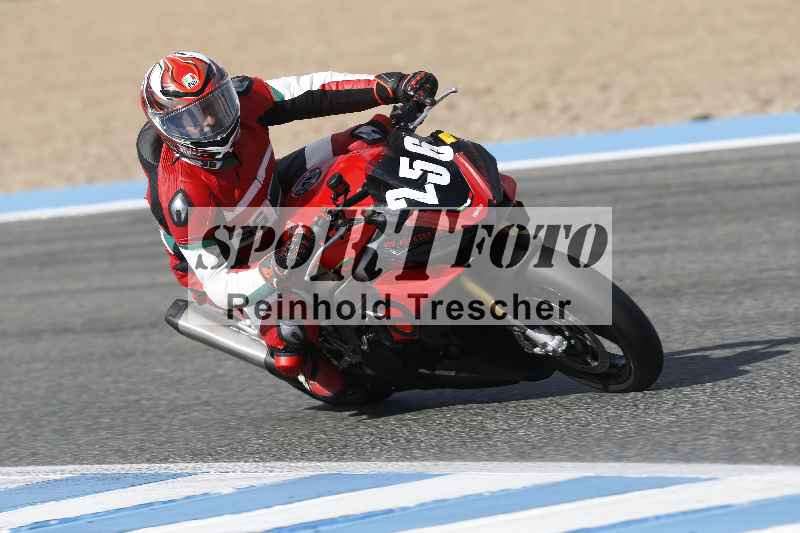 /01 24.-27.01.2025 Moto Center Thun Jerez/gruen-green/256